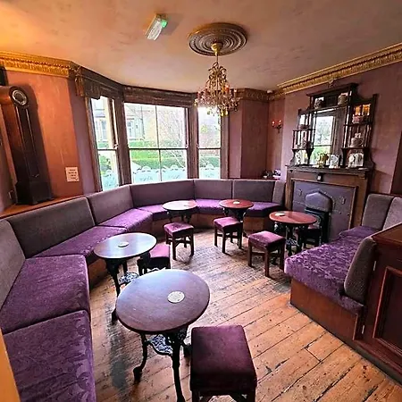 Valley Bar *