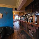 Valley Bar